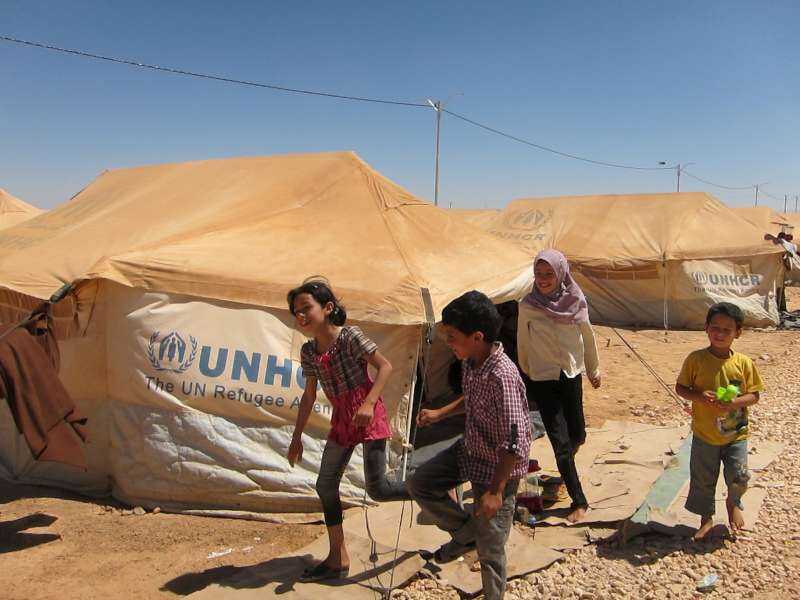 Al Azhar Mesir dan UNHCR Salurkan Bantuan Ramadhan untuk Para Pengungsi