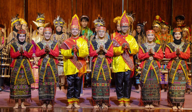 Konser Angklung Indonesia Pukau Penonton Internasional di Riyadh