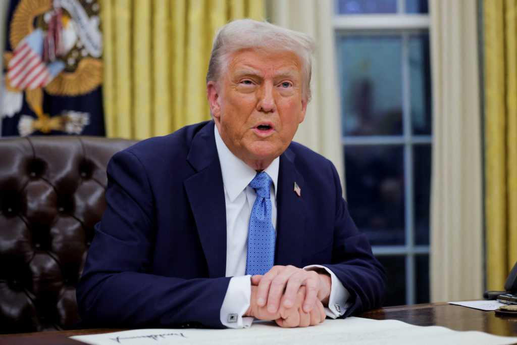 Trump: Warga Palestina Tidak Berhak Kembali ke Gaza, Harus Relokasi ke Tempat Baru
