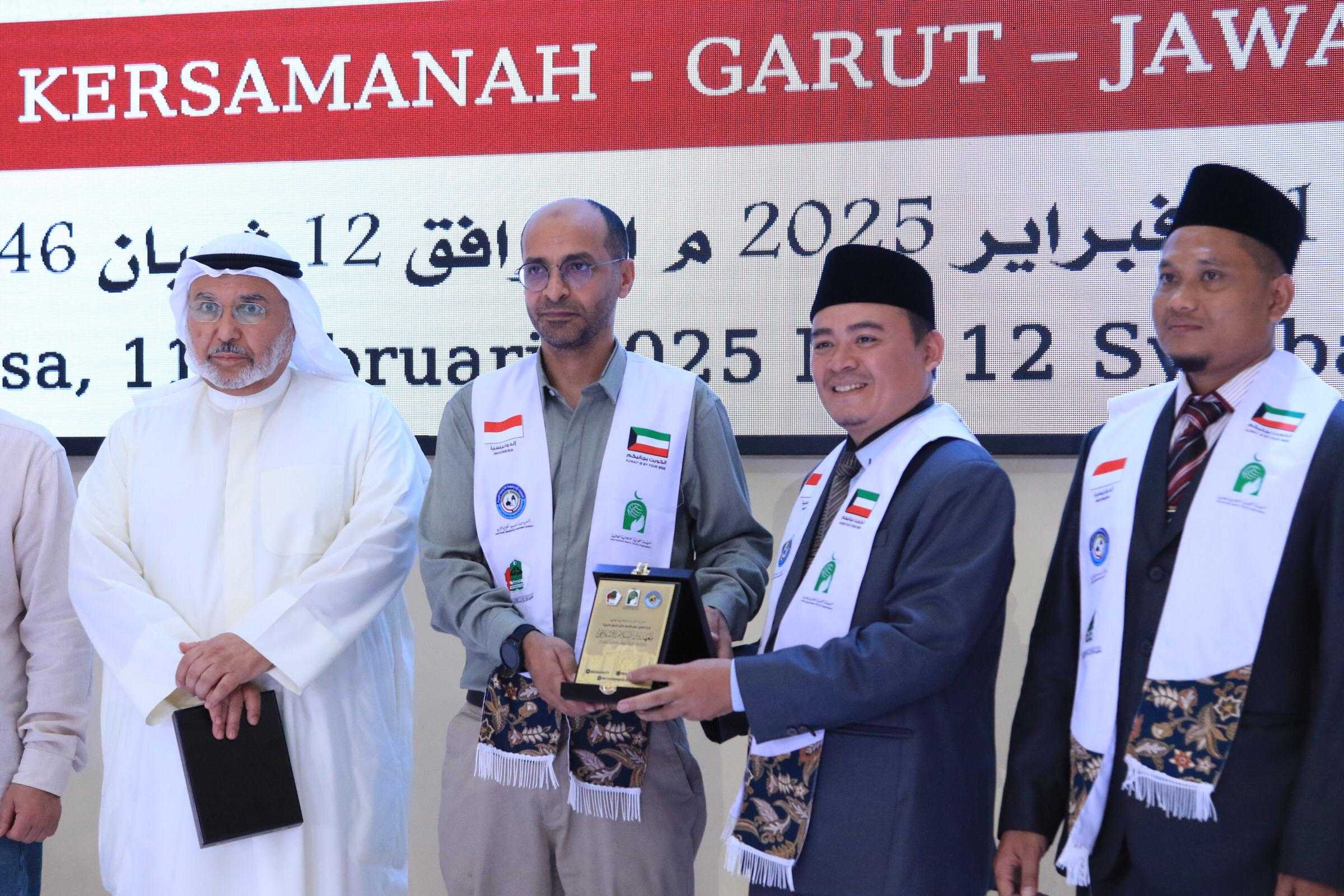 Kunjungan Donatur Kuwait di Ponpes Darussalam Kersamanah Garut, Tunaikan Tiga Agenda