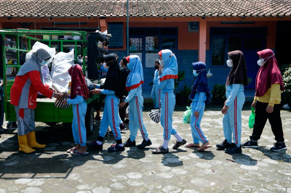 Perpustakaan Sampah di Purbalingga 'Menyulap' Sampah Jadi Buku
